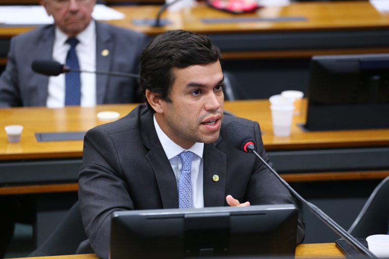 Deputado do PSDB é designado relator do Projeto de Lei do Voto de Qualidade