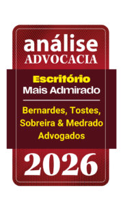 Selo vertical - Bernardes, Tostes, Sobreira & Medrado Advogados premios 04.1
